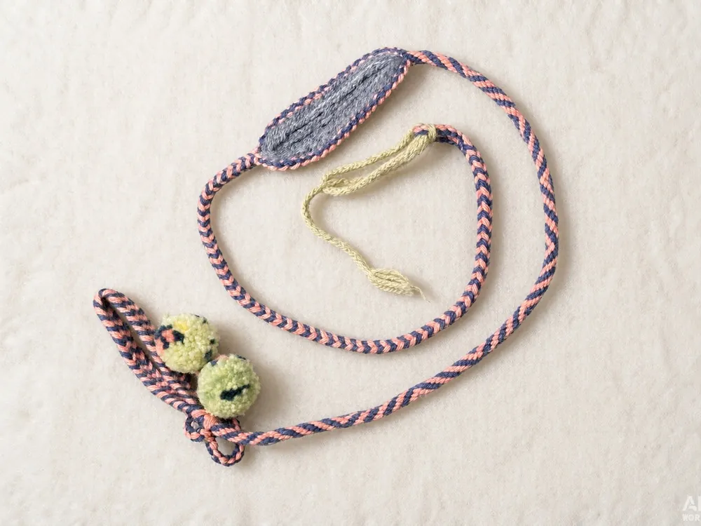 Dopamine D14 — Lilac-pink cord · Green beads